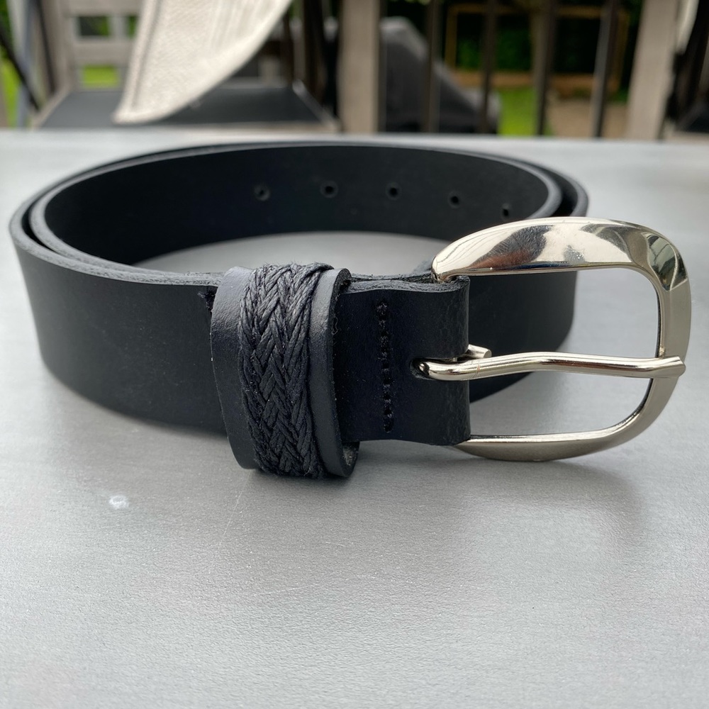 Black Levi’s Leather Belt Women’s - Great Condition